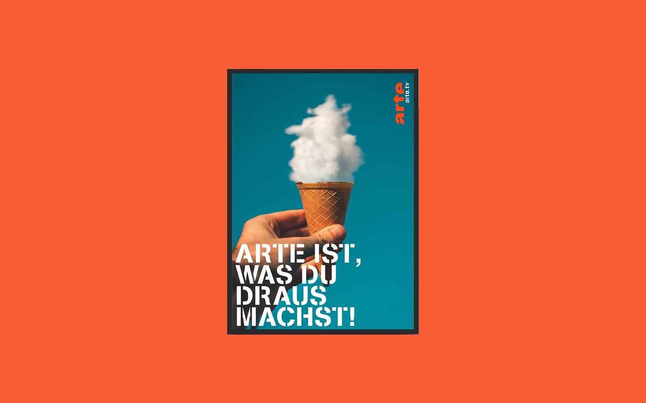 ARTE poster on an orange background showing a hand holding an ice cream cone topped with a cloud, with the claim ARTE ist, was du draus machst